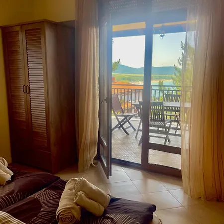 Amara Santa Marina,
